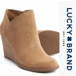 NWT Women’s Lucky Brand Yakeena Tan Honey  Suede Leather Wedge Bootie Size 8.5 M